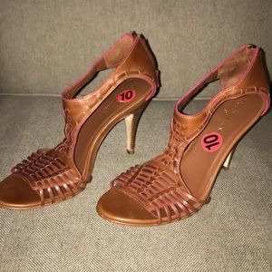 Cole Haan Heels (Size 10)